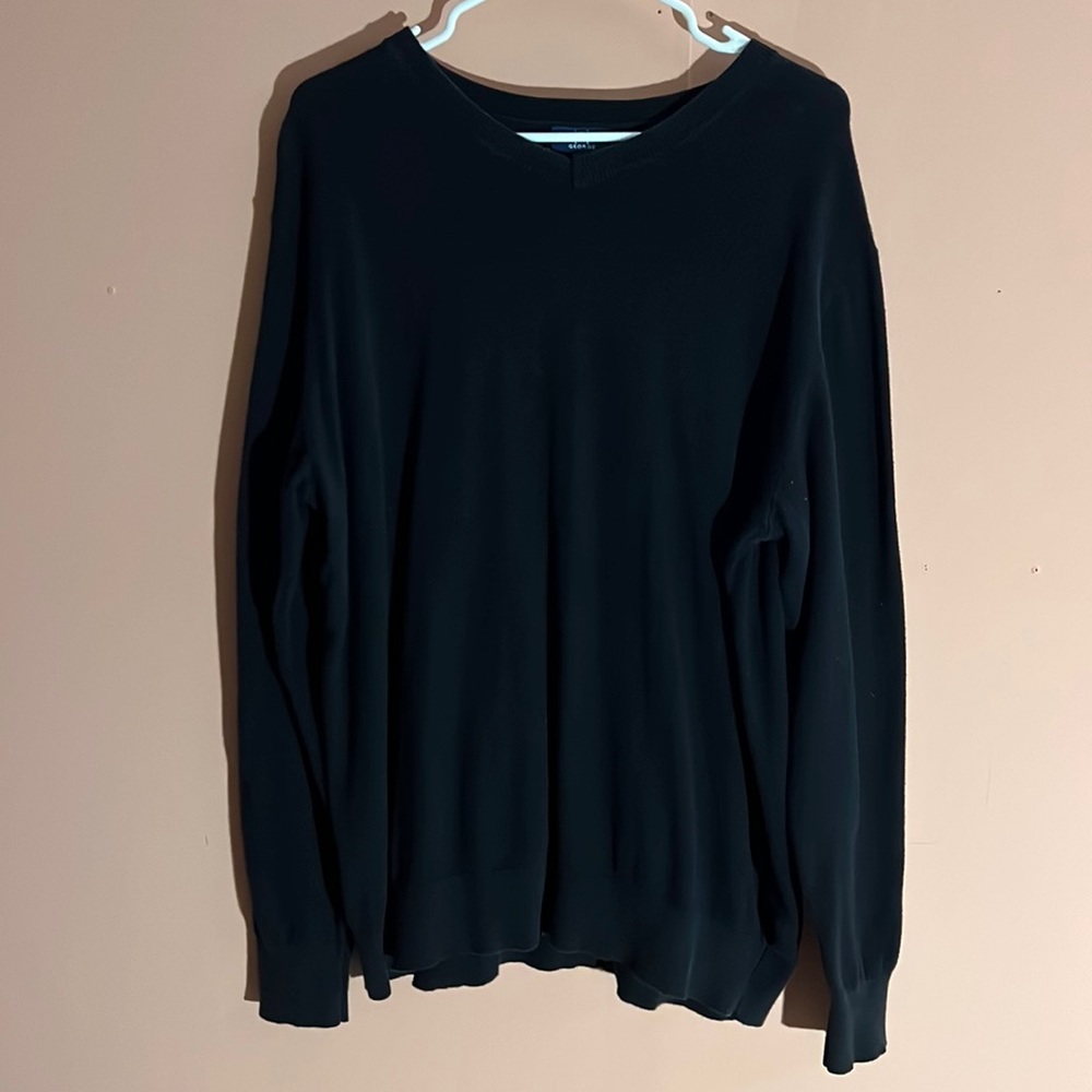 Black Long-sleeve sweater